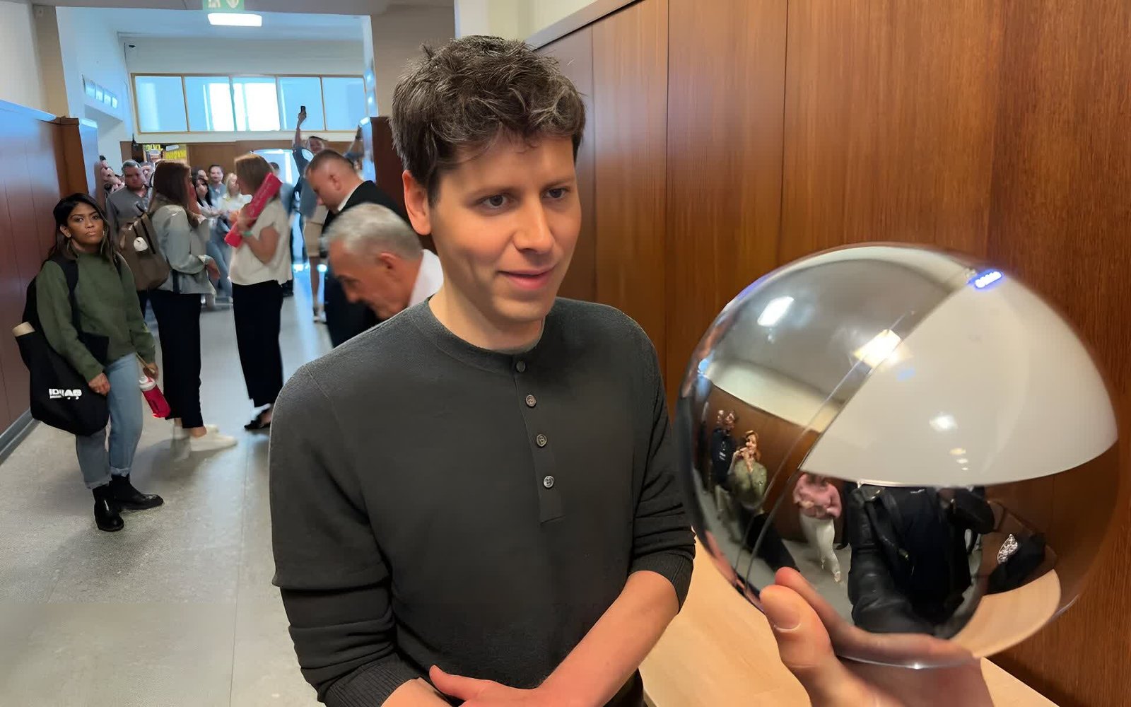 sam altman evrensel temel gelirin gptnin bir dilimi oldugu bir gelecek tasavvur ediyor 0 qyb2BXcb
