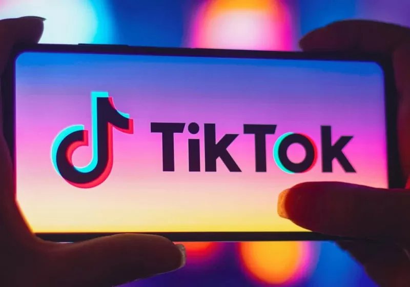 tiktok youtube tarzi 60 dakikalik videolar yuklemek icin yeni bir secenegi test ediyor