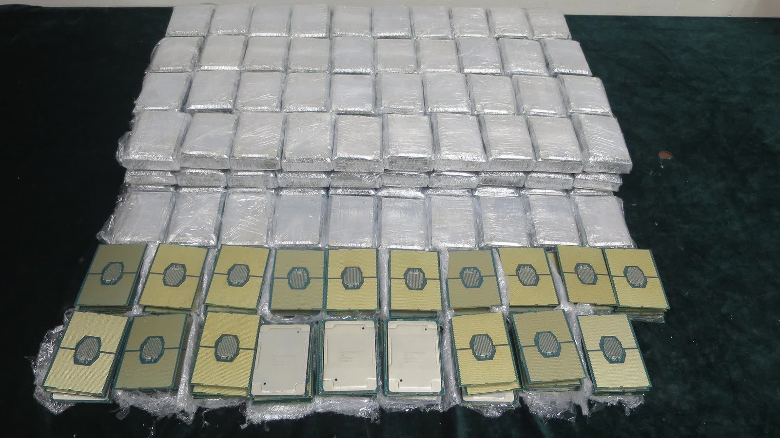 adam mercedes benz ile cine yuksek kaliteli cpu kacakciligi yapmaktan tutuklandi 0 d7wqt69l