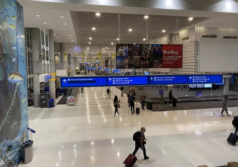 apple watch bagaj calmakla suclanan florida havaalani calisaninin izini surmeye yardimci oluyor p4q9Hawz