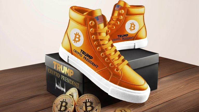 kripto baskan yuksek ustler trump sinirli sayida uretilen bitcoin spor ayakkabilarini tanitti 0 uUYl7bTw