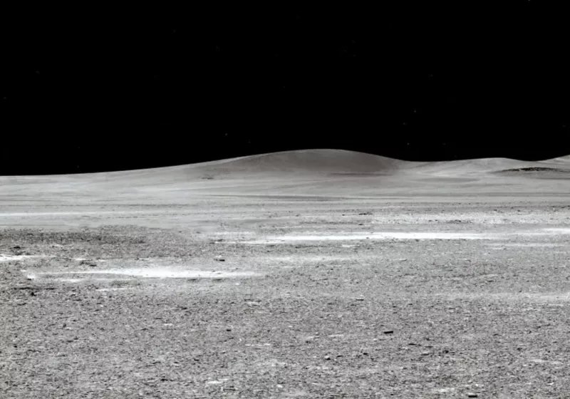 ayin ince atmosferi muhtemelen surekli mikrometeorit carpmalari sonucu olusmustur YULNg7wB