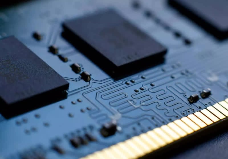 yapay zeka talebi artmaya devam ederken dram ve nand flas gelirlerinin 75 artmasi bekleniyor